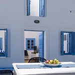 Aggelikis Traditional Cave House ميساريا