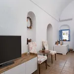بيت للعطل Aggelikis Traditional Cave House
