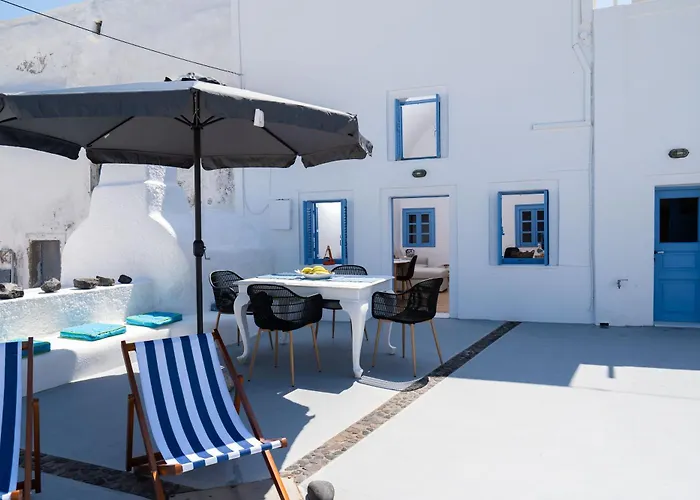 Aggelikis Traditional Cave House